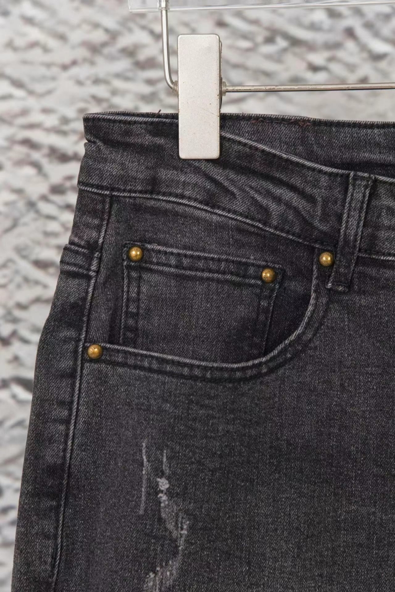 LV Jeans